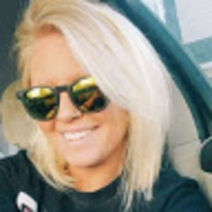 Meet your Posher, Kendra